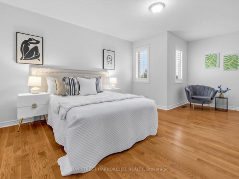 Photo 25 at 81 Laurendale Avenue, Keswick South, Georgina