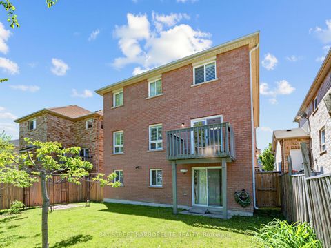 Photo 28 at 81 Laurendale Avenue, Keswick South, Georgina