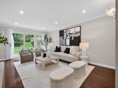 Photo 4 at 115 Scenic Mill Way, Windfields, Toronto