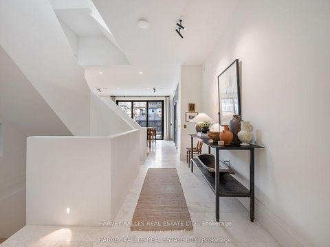 Photo 5 at 239 Borden Street, University, Toronto