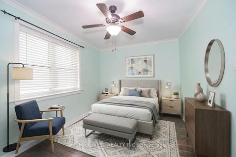 Photo 5 at 31 Woodmount Avenue, Danforth, Toronto