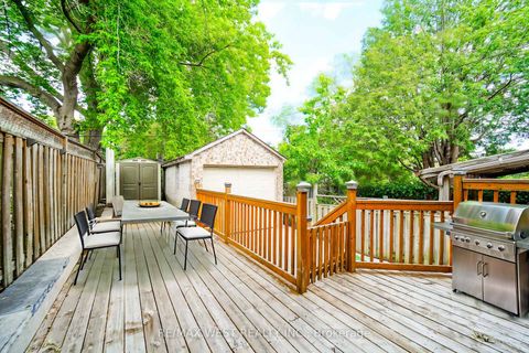 Photo 9 at 31 Woodmount Avenue, Danforth, Toronto