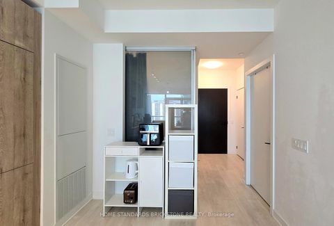 Photo 15 at 1705 - 117 Broadway Avenue, Mount Pleasant West, Toronto