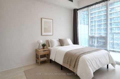 Photo 16 at 1705 - 117 Broadway Avenue, Mount Pleasant West, Toronto