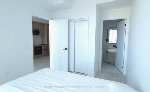 Photo 17 at 1705 - 117 Broadway Avenue, Mount Pleasant West, Toronto