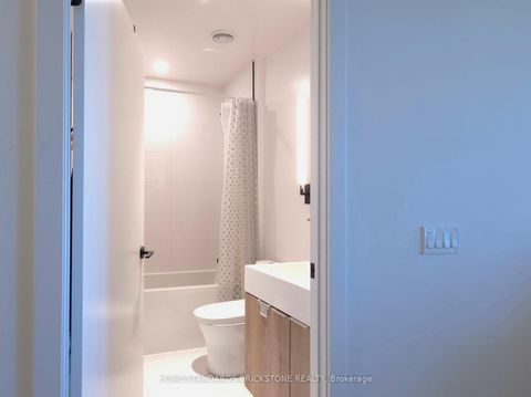 Photo 24 at 1705 - 117 Broadway Avenue, Mount Pleasant West, Toronto