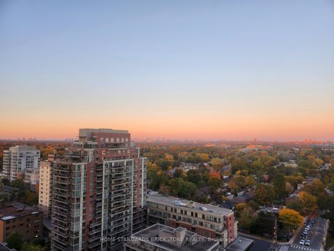 Photo 35 at 1705 - 117 Broadway Avenue, Mount Pleasant West, Toronto