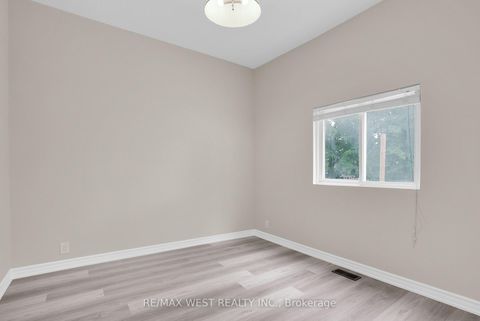 Photo 4 at 19015 Dufferin Street, Rural King, King