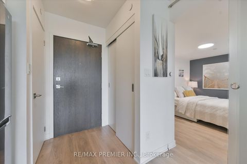 Photo 3 at 504 - 1401 O'Connor Drive, Parkview, Toronto