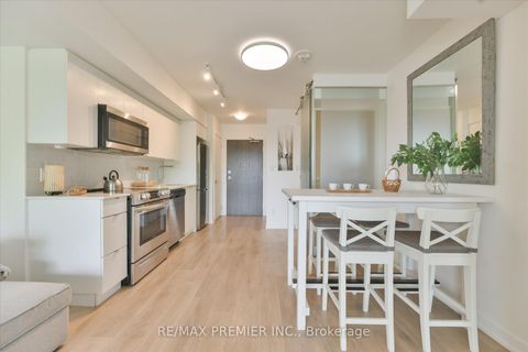 Photo 8 at 504 - 1401 O'Connor Drive, Parkview, Toronto