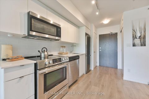 Photo 13 at 504 - 1401 O'Connor Drive, Parkview, Toronto