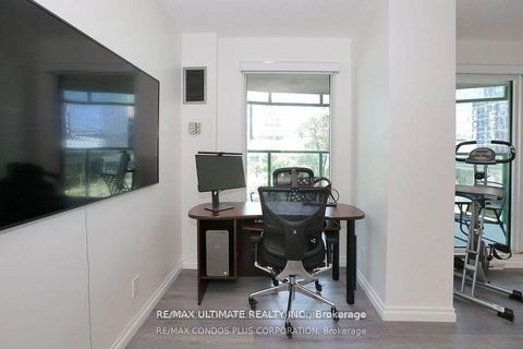 Photo 7 at 601 - 77 Harbour Square, Waterfront Communities C1, Toronto