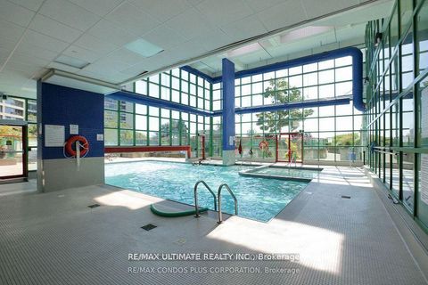 Photo 12 at 601 - 77 Harbour Square, Waterfront Communities C1, Toronto