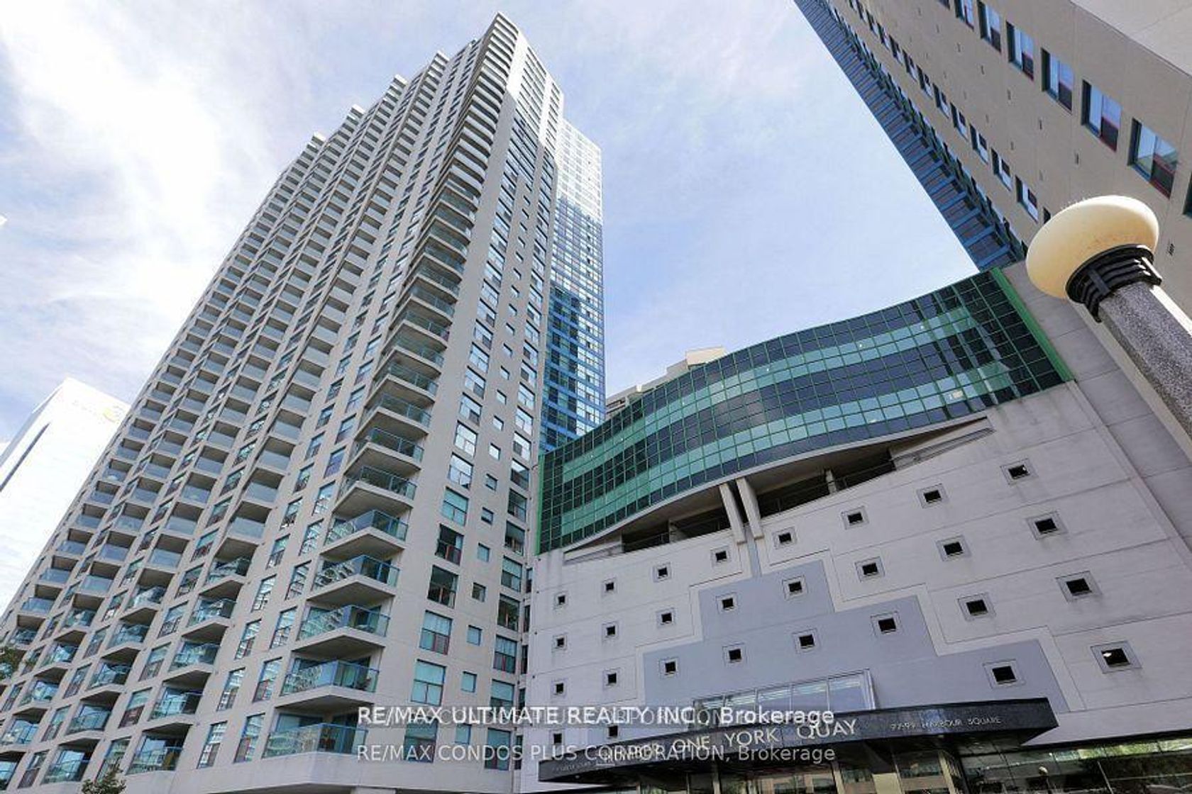 601 - 77 Harbour Square, Waterfront Communities C1, Toronto photo number 2