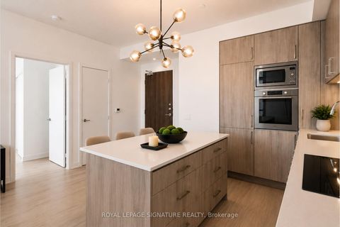 Photo 3 at 1807E - 576 Front Street, Waterfront Communities C1, Toronto