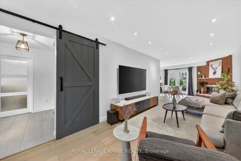 Photo 4 at 48 Ridware Crescent, Highland Creek, Toronto