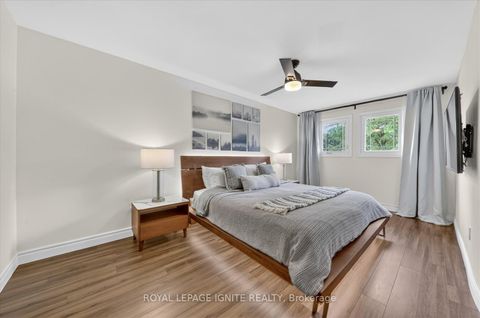 Photo 18 at 48 Ridware Crescent, Highland Creek, Toronto