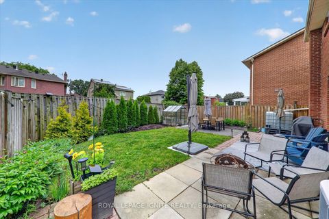 Photo 34 at 48 Ridware Crescent, Highland Creek, Toronto