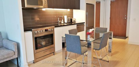 Photo 6 at 516 - 85 Queens Wharf Road, Waterfront Communities C1, Toronto