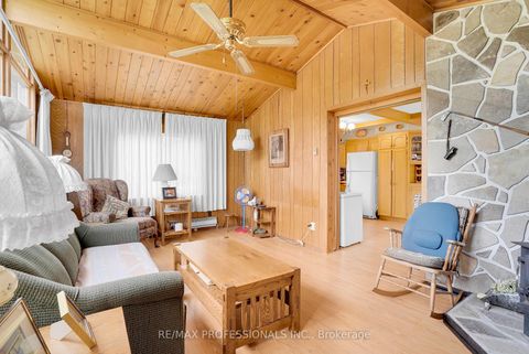 Photo 14 at 1079 Spooners Road, Rural Innisfil, Innisfil