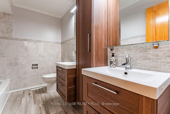 Photo 27 at 161 - 2120 RATHBURN Road E, Rathwood, Mississauga