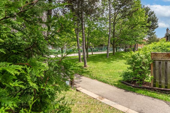 Photo 36 at 161 - 2120 RATHBURN Road E, Rathwood, Mississauga
