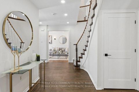 Photo 6 at 16 Autumn Way, Aurora Heights, Aurora