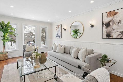 Photo 7 at 16 Autumn Way, Aurora Heights, Aurora