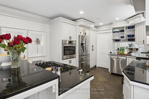 Photo 11 at 16 Autumn Way, Aurora Heights, Aurora