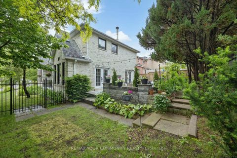 Photo 38 at 16 Autumn Way, Aurora Heights, Aurora