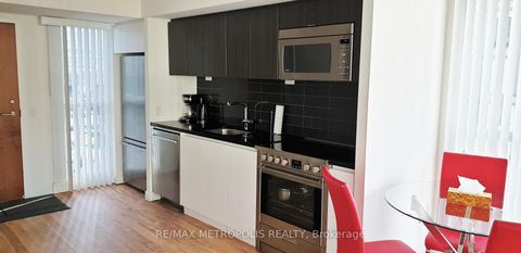Photo 13 at 307 - 85 Queens Wharf Road, Waterfront Communities C1, Toronto