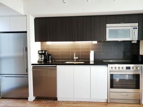 Photo 15 at 307 - 85 Queens Wharf Road, Waterfront Communities C1, Toronto