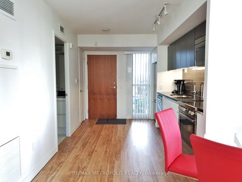 Photo 16 at 307 - 85 Queens Wharf Road, Waterfront Communities C1, Toronto