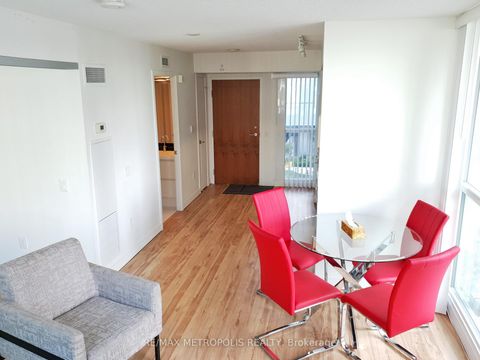 Photo 17 at 307 - 85 Queens Wharf Road, Waterfront Communities C1, Toronto