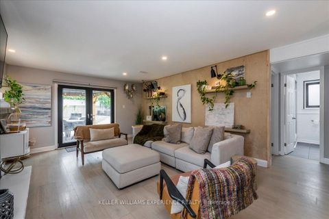 Photo 14 at 7 GLENRIDGE Road, Allandale Heights, Barrie