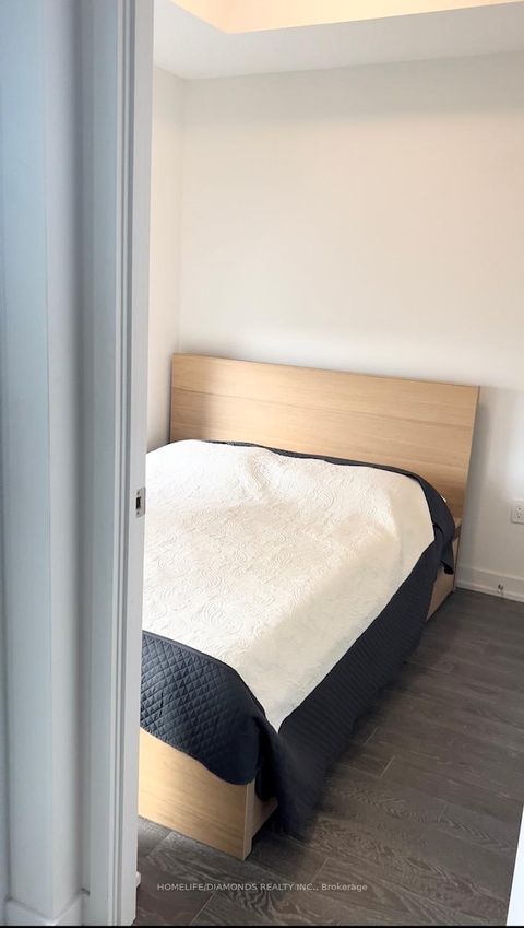 Photo 15 at 3302 - 1 Yorkville Avenue, Annex, Toronto