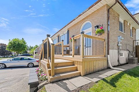 Photo 2 at 50 Doreen Crescent, Bowmanville, Clarington