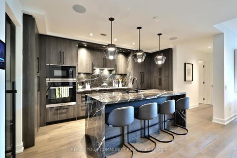 Photo 1 at 208 - 280 Howland Avenue, Annex, Toronto