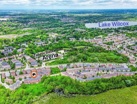 Photo 3 at #89 - 15 Old Colony Road, Oak Ridges Lake Wilcox, Richmond Hill