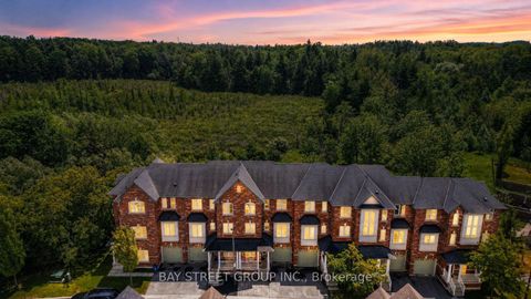 Photo 5 at #89 - 15 Old Colony Road, Oak Ridges Lake Wilcox, Richmond Hill