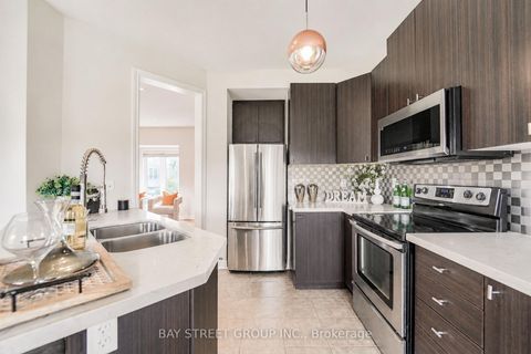 Photo 22 at #89 - 15 Old Colony Road, Oak Ridges Lake Wilcox, Richmond Hill