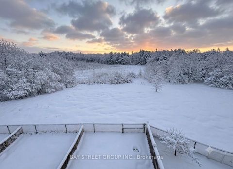 Photo 37 at #89 - 15 Old Colony Road, Oak Ridges Lake Wilcox, Richmond Hill