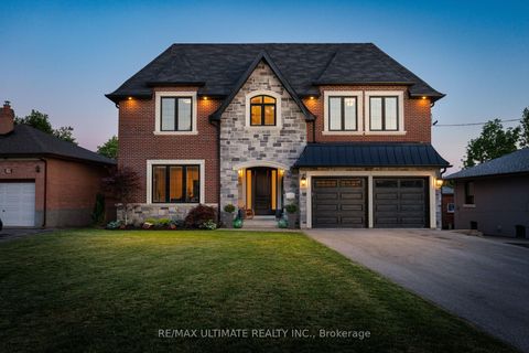 Photo 1 at 33 Dorsey Drive, Maple Leaf, Toronto