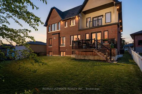 Photo 3 at 33 Dorsey Drive, Maple Leaf, Toronto