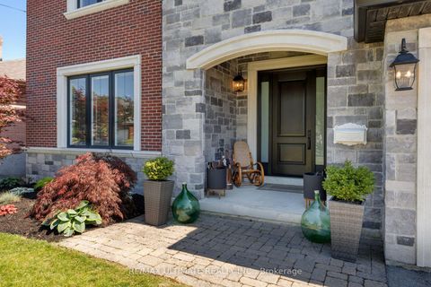 Photo 5 at 33 Dorsey Drive, Maple Leaf, Toronto