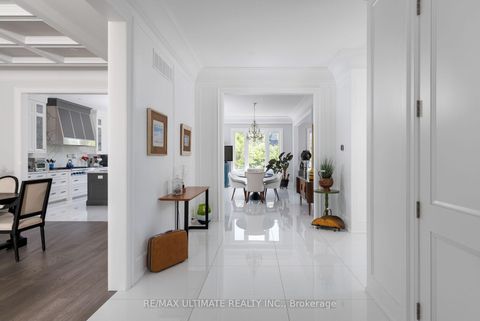 Photo 8 at 33 Dorsey Drive, Maple Leaf, Toronto