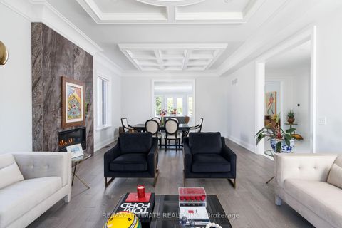 Photo 11 at 33 Dorsey Drive, Maple Leaf, Toronto