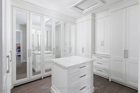Photo 34 at 33 Dorsey Drive, Maple Leaf, Toronto