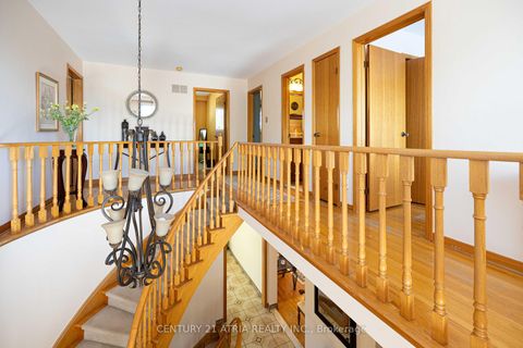 Photo 18 at 33 Morbank Drive, Steeles, Toronto