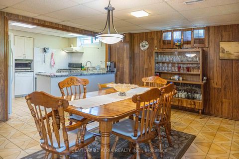 Photo 32 at 33 Morbank Drive, Steeles, Toronto